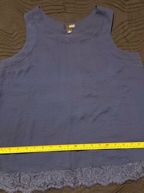 a.n.a Lavender Lace-Hem Sleeveless Camisole